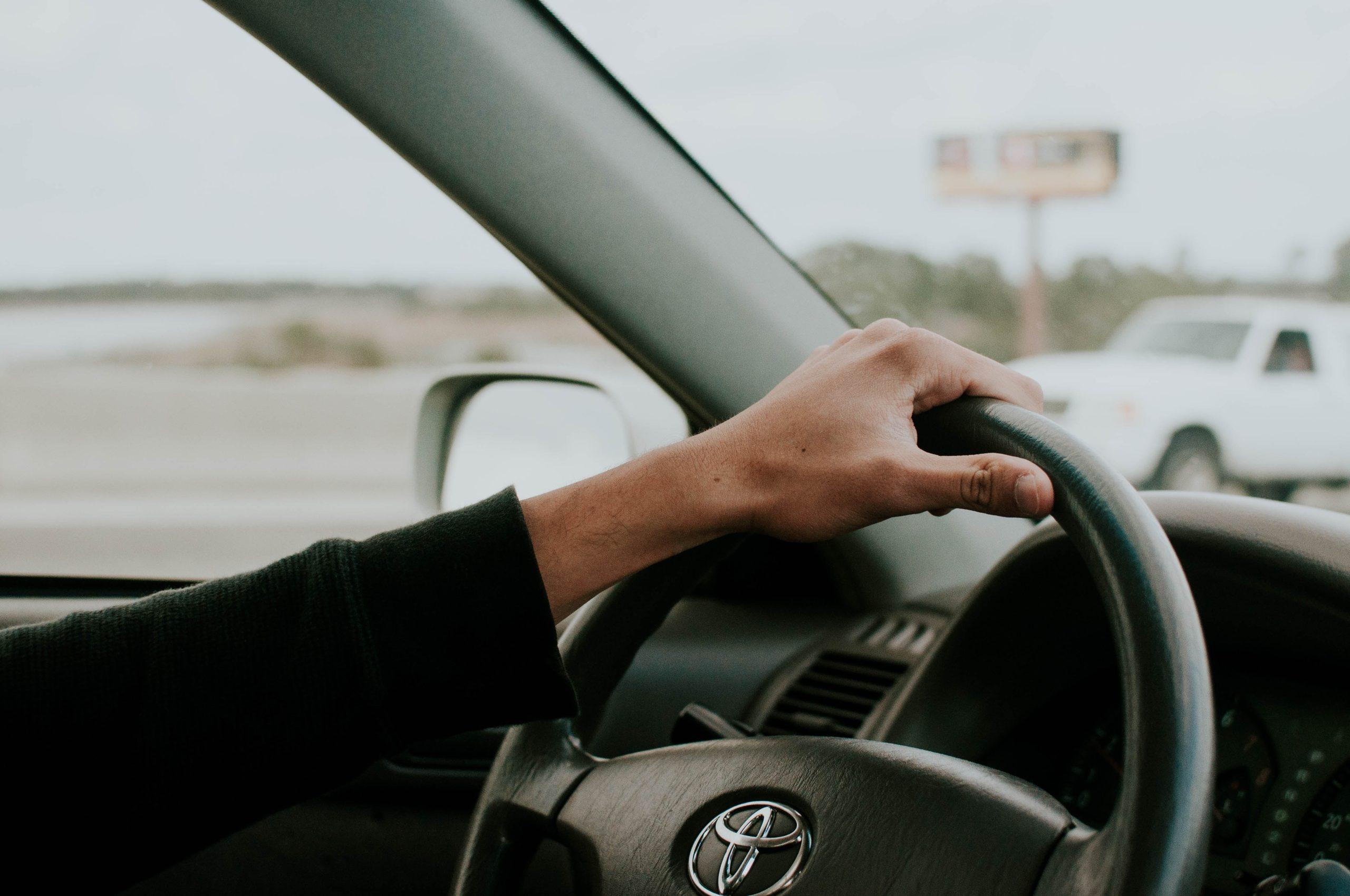 Cr&eacute;ditos con garant&iacute;a vehicular: 5 razones para tenerlos en cuenta