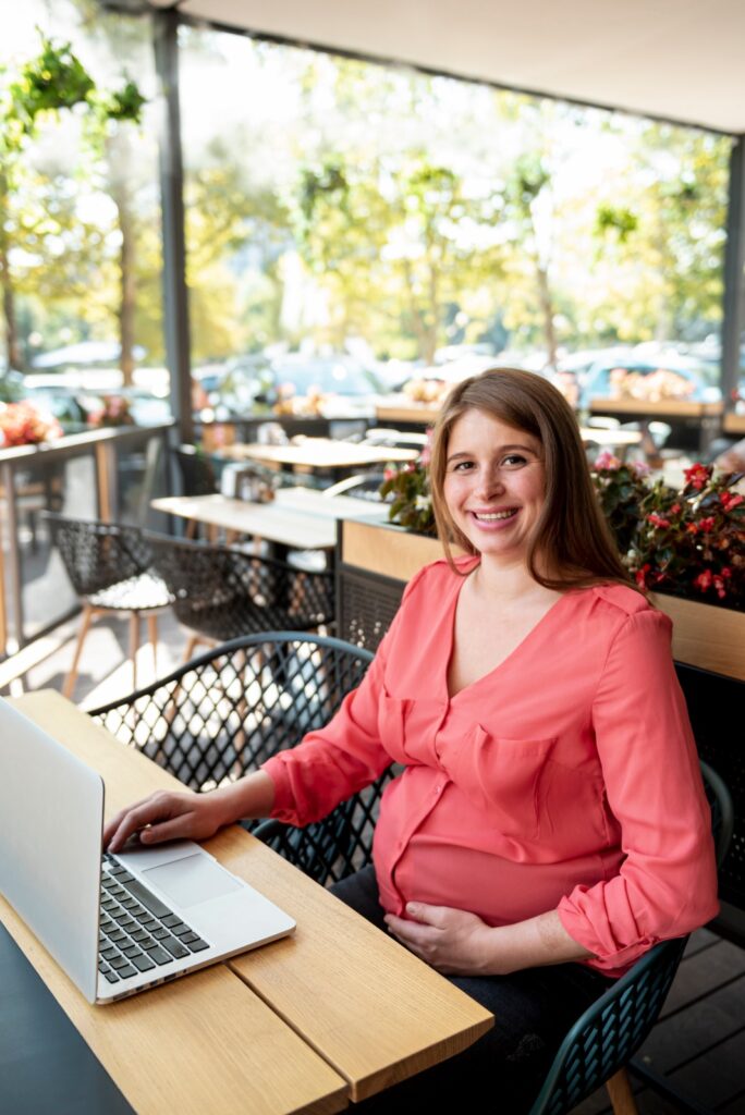 LOS PRINCIPALES OBSTÁCULOS QUE AÚN ENFRENTAN LAS MUJERES Y CÓMO DESMONTAR ESOS SESGOS